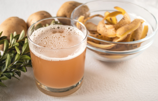 Le jus de pomme de terre pourrait aider à éliminer la bactérie Helicobacter pilori, une bactérie en cause dans l'acidité gastrique. 